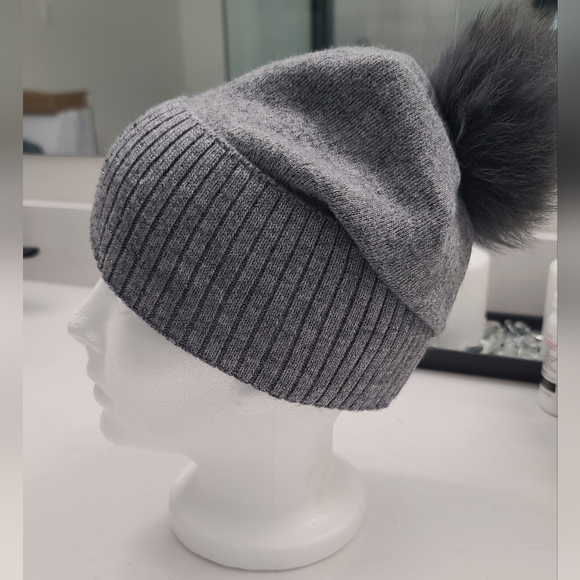Grey slouchy knit crystal beanie with faux fur pompom - Picture 3 of 10
